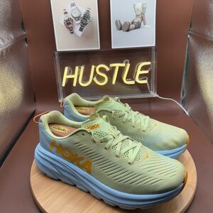 HOKA Women’s Rincon 3 ‘Butterfly Summer Song’ Sz 10.5B